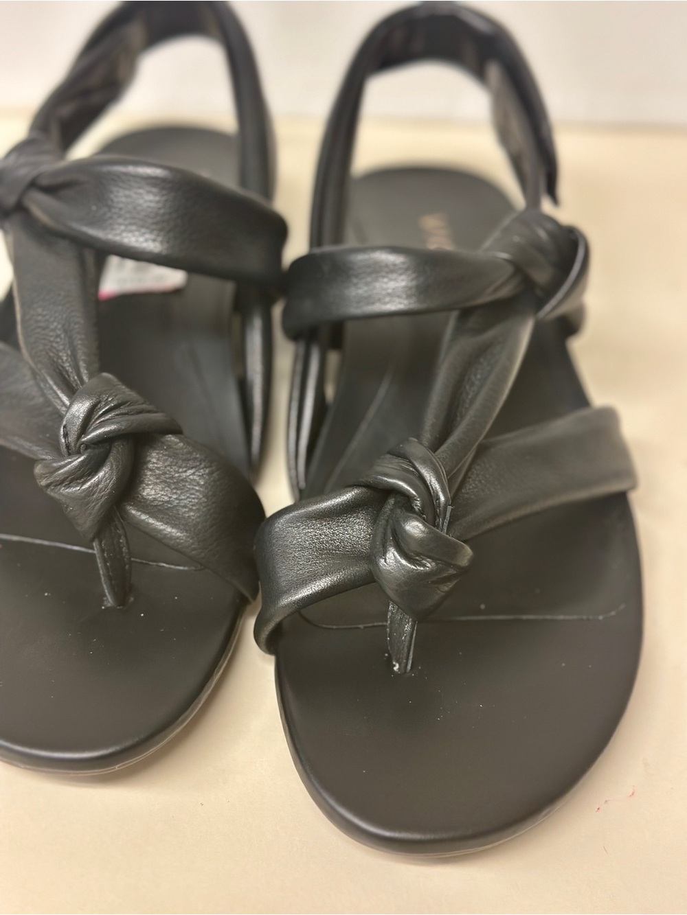 Vionic Black Knotted Toe-Loop Slingback Sandals